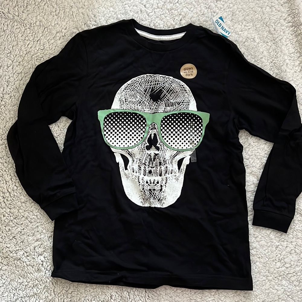 NWT Old Navy Long Sleeve Black Glow in the Dark Halloween Tee